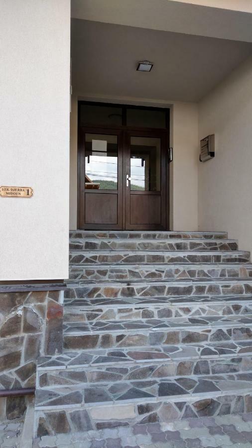 Studio 10 Buşteni Exteriér fotografie